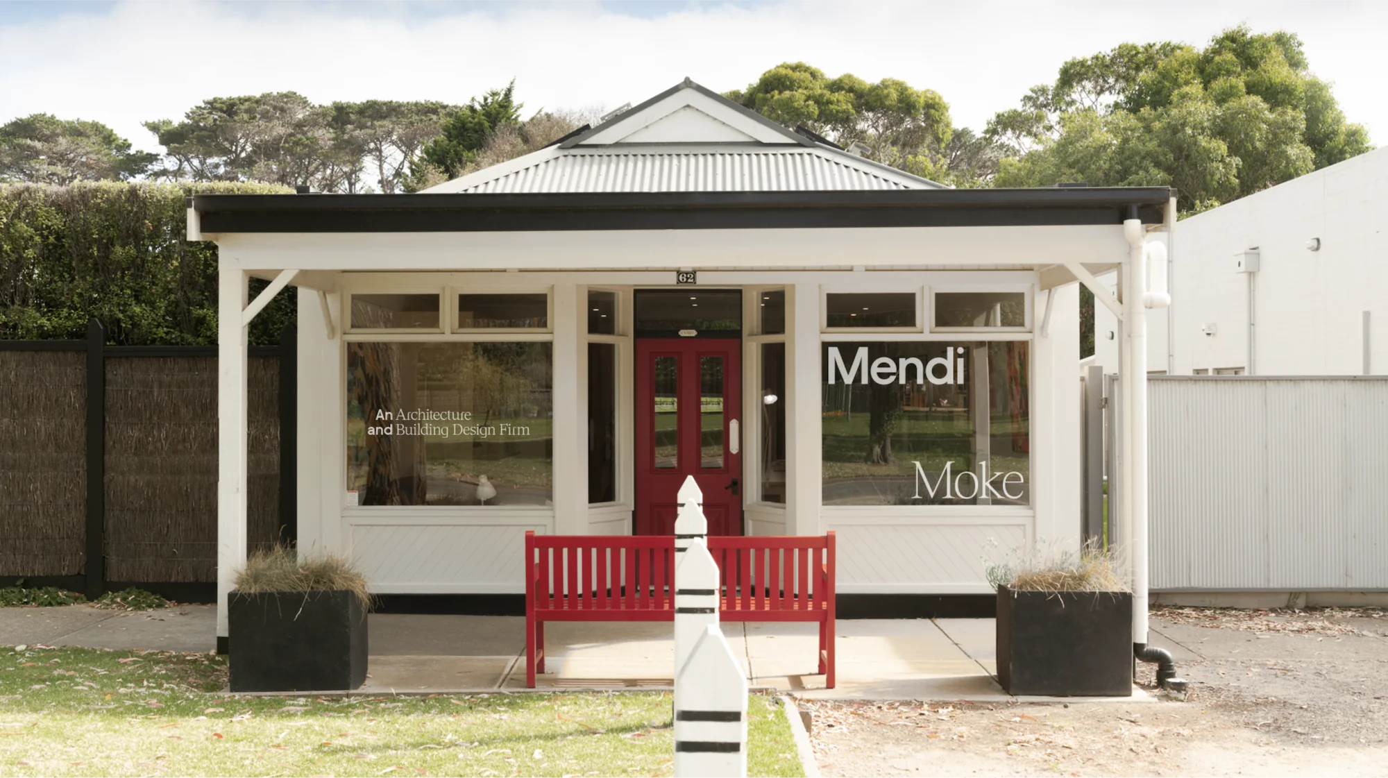Branding Design for Mendi Moke